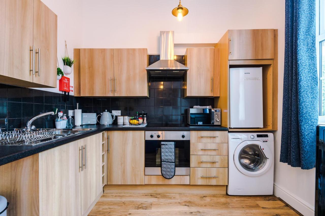 Bright 1-Bed Apartment In Chester By 53 Degrees Property, Ideal For Professionals & Couples, Great Location - Sleeps 4 Екстериор снимка