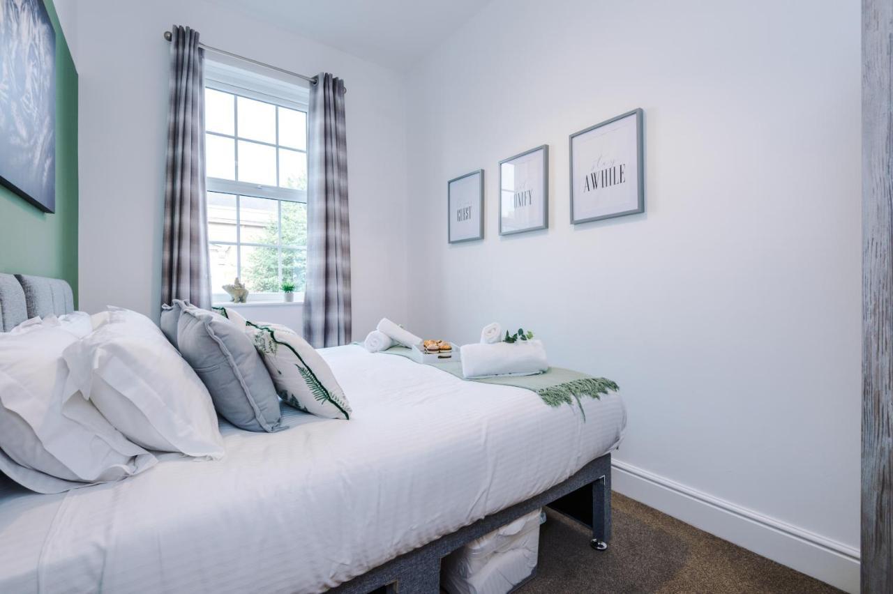 Bright 1-Bed Apartment In Chester By 53 Degrees Property, Ideal For Professionals & Couples, Great Location - Sleeps 4 Екстериор снимка