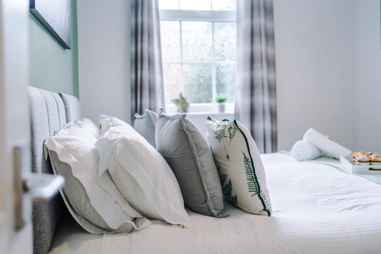 Bright 1-Bed Apartment In Chester By 53 Degrees Property, Ideal For Professionals & Couples, Great Location - Sleeps 4 Екстериор снимка