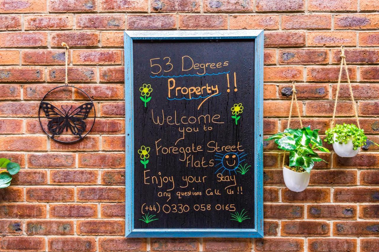Bright 1-Bed Apartment In Chester By 53 Degrees Property, Ideal For Professionals & Couples, Great Location - Sleeps 4 Екстериор снимка